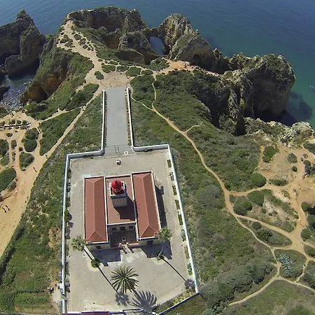 Seventies לינה וארוחת בוקר לאגוּ‏ש