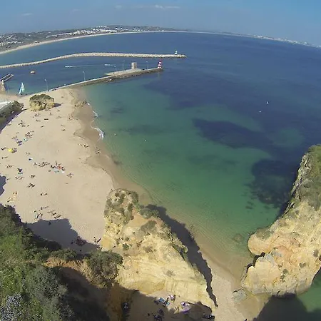 Seventies לאגוּ‏ש