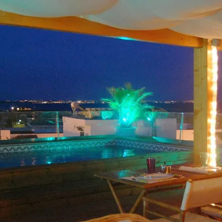 Bed & Breakfast Seventies Lagos