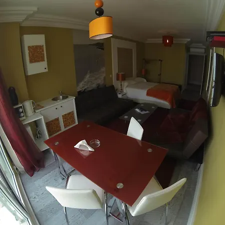 Bed & Breakfast Seventies 3*