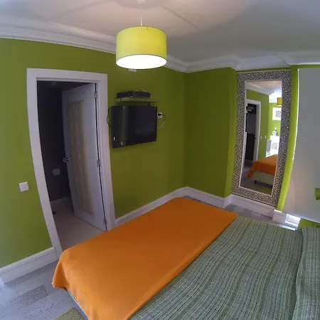 Seventies Bed & Breakfast Lagos