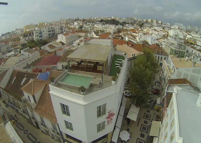 Bed & Breakfast Seventies